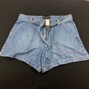 NWT Banana Republic Denim Shorts *Size 14*